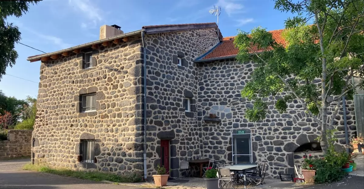 Gîte d'étape Maison vieille 43