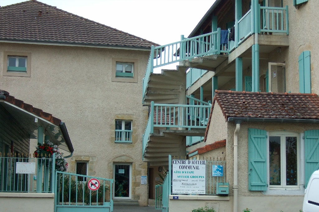 Gîte d'étape Centre d'Accueil L'Arzacquois Henri Fam